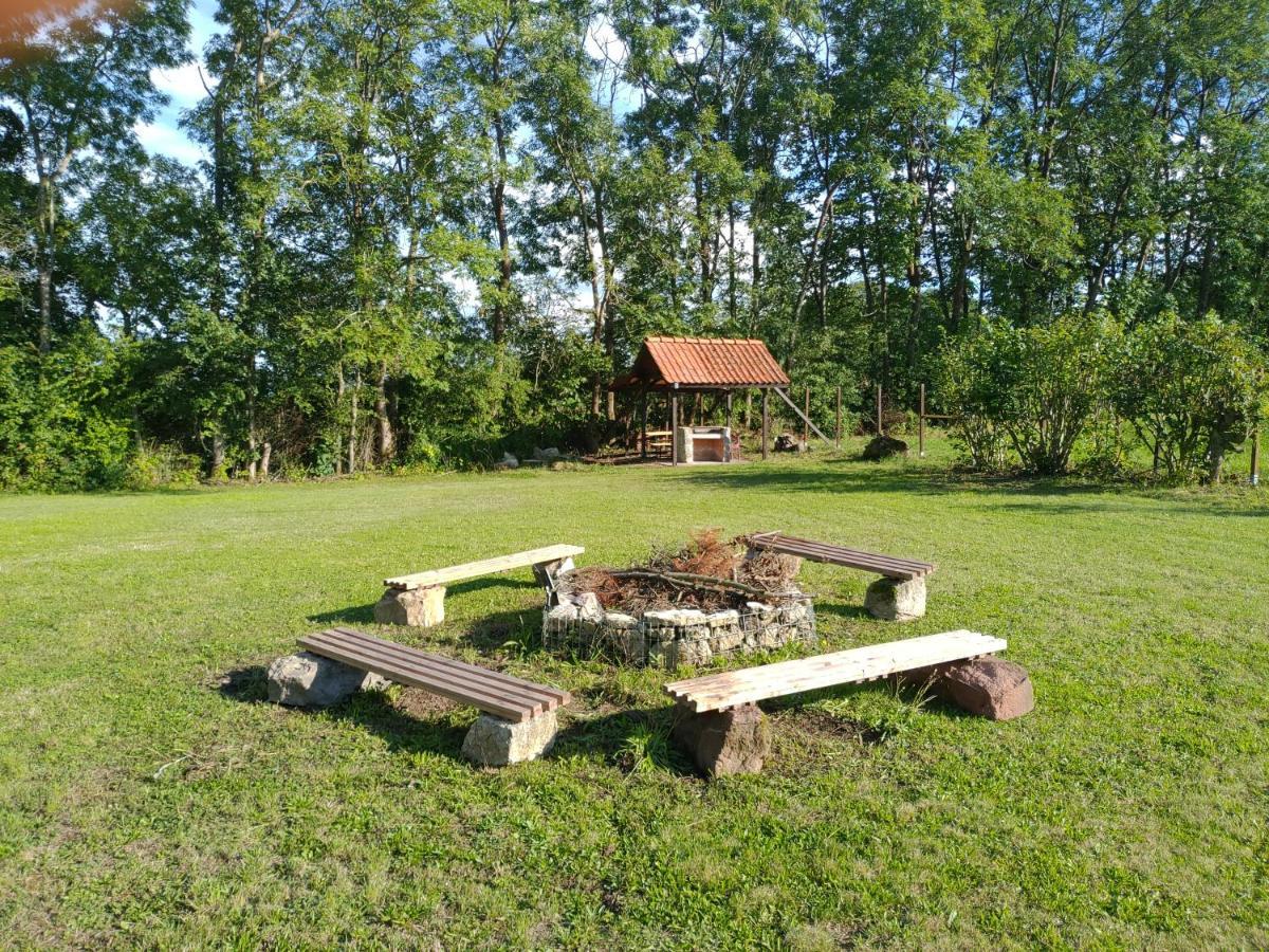 Haus Ringgau - Urlaub, Gemeinschaft Und Erlebnis Im Herzen Von Deutschland 헤어레스하우젠 외부 사진